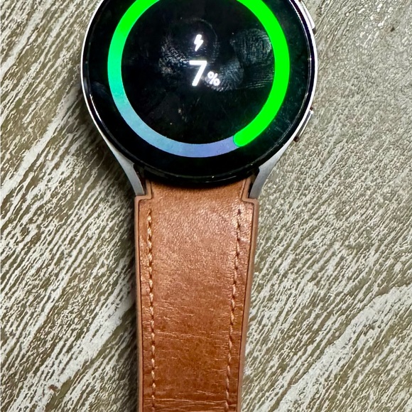Galaxy watch 4 - Picture 4 of 8